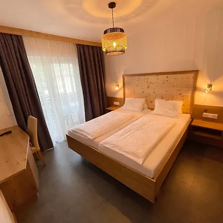 Parkhotel Zuzek