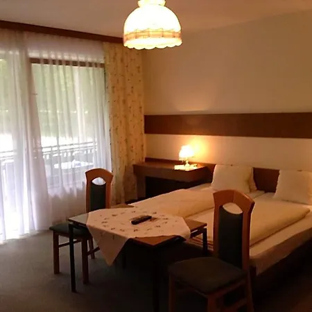 Parkhotel Zuzek Ξενοδοχείο Sankt Kanzian am Klopeiner See