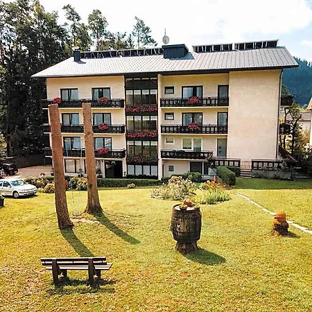 Parkhotel Zuzek Ξενοδοχείο Sankt Kanzian am Klopeiner See