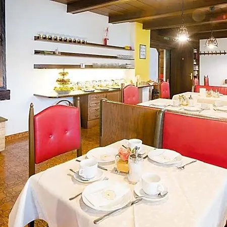 Ξενοδοχείο Parkhotel Zuzek 3*