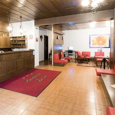 Parkhotel Zuzek Otel Sankt Kanzian am Klopeiner See