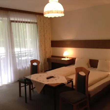 Otel Parkhotel Zuzek Sankt Kanzian am Klopeiner See