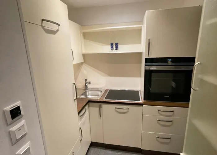 מלון Parkhotel Zuzek 3*