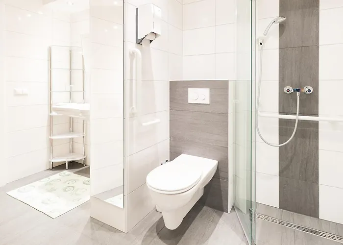 מלון Parkhotel Zuzek סנט קנזיאן